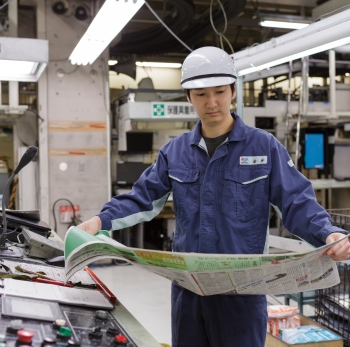 ブランケット判・タブロイド判